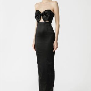 ESTHER STRAPLESS GOWN